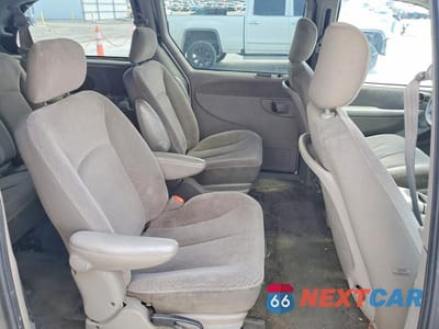 Zdjęcie 11 z 13 samochodu: 2001 DODGE GRAND CARAVAN EX VIN:2B8GP74L11R344446 - miniatura
