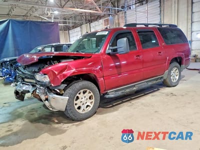 2004 CHEVROLET SUBURBAN K1500 3GNFK16Z84G233407 - główne zdjęcie licytacji z USA - miniatura