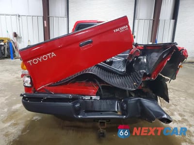 Zdjęcie 6 z 13 samochodu: 2002 TOYOTA TACOMA XTRACAB VIN:5TEWN72N22Z025031 - miniatura
