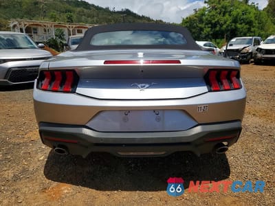 Zdjęcie 6 z 12 samochodu: 2026 FORD MUSTANG VIN:1FAGP8UH5T5105543 - miniatura