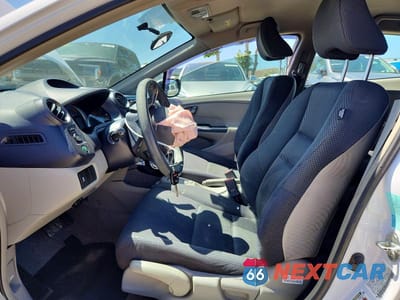 Zdjęcie 7 z 12 samochodu: 2010 HONDA INSIGHT EX VIN:JHMZE2H71AS036189 - miniatura