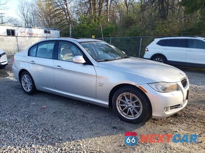 Czwarte zdjęcie samochodu z boku: 2010 BMW 328 XI VIN:WBAPK7C52AA461055 - miniatura