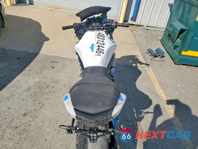 Zdjęcie 6 z 9 samochodu: 2016 KAWASAKI EX650 E VIN:JKAEXEE16GDA21578 - miniatura