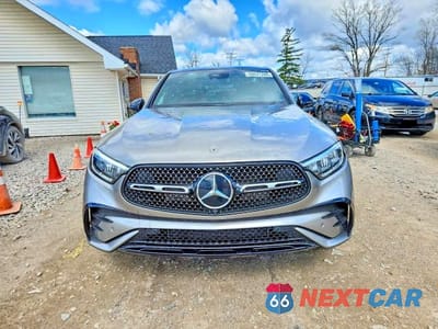 Piąte zdjęcie samochodu w środku: 2024 MERCEDES-BENZ GLC COUPE 300 4MATIC VIN:W1NKJ4HB2RF184668 - miniatura