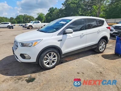 2019 FORD ESCAPE SE 1FMCU9G91KUB66609 - główne zdjęcie licytacji z USA - miniatura