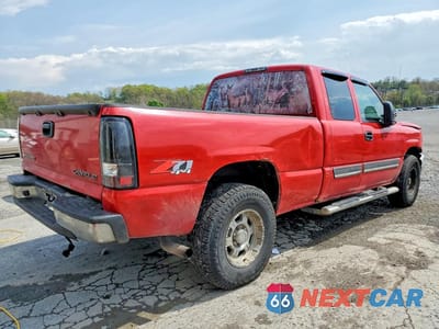 Trzecie zdjęcie samochodu z tyłu: 2004 CHEVROLET SILVERADO K1500 VIN:2GCEK19T641306522 - miniatura