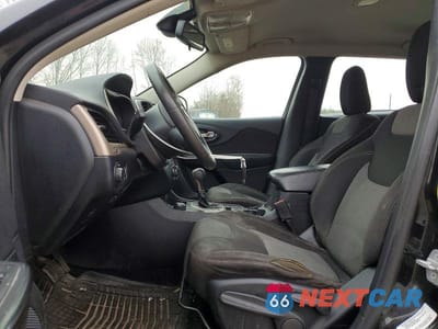Zdjęcie 7 z 13 samochodu: 2014 JEEP CHEROKEE SPORT VIN:1C4PJMAB8EW140269 - miniatura