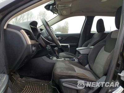 Zdjęcie 7 z 13 samochodu: 2014 JEEP CHEROKEE SPORT VIN:1C4PJMAB8EW140269 - miniatura