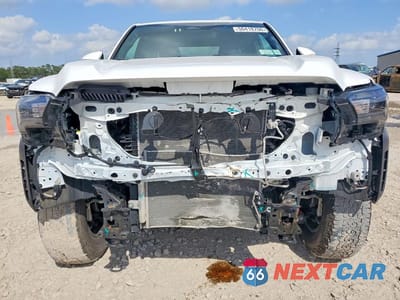 Piąte zdjęcie samochodu w środku: 2025 TOYOTA TACOMA TRD OFF-ROAD VIN:3TMLB5JN1SM118699 - miniatura
