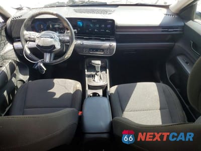 Zdjęcie 8 z 14 samochodu: 2025 HYUNDAI KONA SEL VIN:KM8HB3AB4SU311131 - miniatura