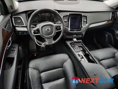 Zdjęcie 10 z 13 samochodu: 2016 VOLVO XC90 T6 VIN:YV4A22PK0G1012877 - miniatura