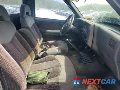 Zdjęcie 10 z 12 samochodu: 1994 GMC SONOMA VIN:1GTCS1449RK521407 - miniatura