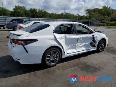 Trzecie zdjęcie samochodu z tyłu: 2023 TOYOTA CAMRY SE VIN:4T1G11AK6PU838744 - miniatura
