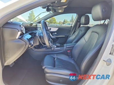 Zdjęcie 7 z 12 samochodu: 2019 MERCEDES-BENZ A 220 VIN:WDD3G4EB7KW026630 - miniatura