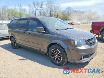 Czwarte zdjęcie samochodu z boku: 2017 DODGE GRAND CARAVAN GT VIN:2C4RDGEG4HR718680 - miniatura