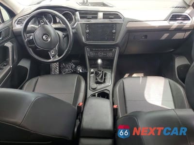 Zdjęcie 8 z 13 samochodu: 2018 VOLKSWAGEN TIGUAN SE VIN:3VV2B7AX1JM155146 - miniatura
