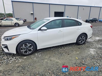 2021 KIA FORTE LXS 3KPF24AD3ME304076 - główne zdjęcie licytacji z USA - miniatura