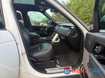 Piąte zdjęcie samochodu w środku: 2020 LAND ROVER RANGE ROVER P525 HSE VIN:SALGS2SE4LA579028 - miniatura