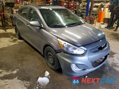 Czwarte zdjęcie samochodu z boku: 2017 HYUNDAI ACCENT SE VIN:KMHCT4AE3HU204345 - miniatura