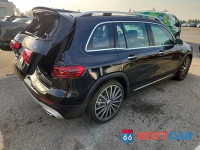 Trzecie zdjęcie samochodu z tyłu: 2024 MERCEDES-BENZ GLB AMG 35 4MATIC VIN:W1N4M5BB0RW366321 - miniatura