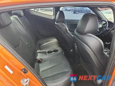 Zdjęcie 10 z 13 samochodu: 2016 HYUNDAI VELOSTER TURBO VIN:KMHTC6AE6GU273184 - miniatura