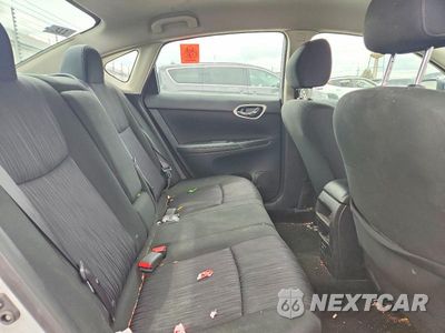 Zdjęcie 10 z 12 samochodu: 2019 NISSAN SENTRA SV VIN:3N1AB7AP7KY370084 - miniatura