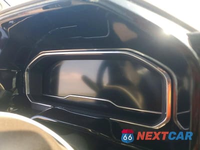 Zdjęcie 9 z 12 samochodu: 2024 CHEVROLET SILVERADO K1500 RST VIN:2GCUDEED9R1194883 - miniatura