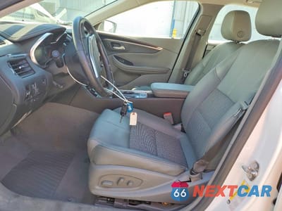 Zdjęcie 7 z 13 samochodu: 2018 CHEVROLET IMPALA LT VIN:1G1105S39JU141175 - miniatura