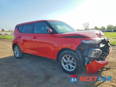 Czwarte zdjęcie samochodu z boku: 2022 KIA SOUL LX VIN:KNDJ23AU0N7158922 - miniatura