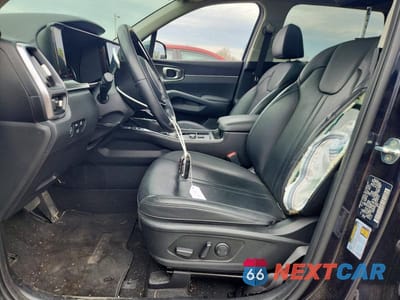 Zdjęcie 7 z 13 samochodu: 2023 KIA SORENTO EX VIN:KNDRHDLG8P5130413 - miniatura