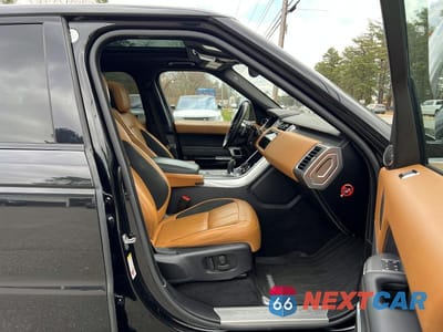 Piąte zdjęcie samochodu w środku: 2019 LAND ROVER RANGE ROVER SPORT SUPERCHARGED DYNAMIC VIN:SALWR2RE3KA819794 - miniatura