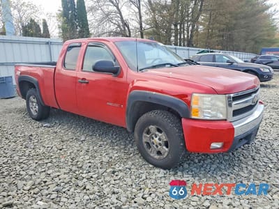 Czwarte zdjęcie samochodu z boku: 2008 CHEVROLET SILVERADO K1500 VIN:2GCEK19YX81192879 - miniatura