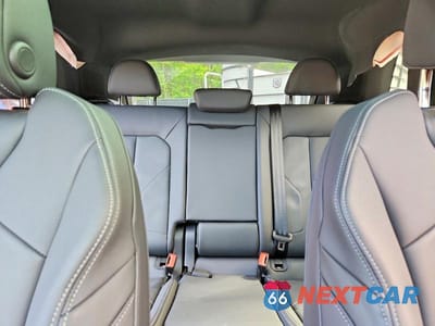 Zdjęcie 10 z 13 samochodu: 2025 AUDI Q3 PREMIUM S LINE 45 VIN:WA1DECF38S1012037 - miniatura