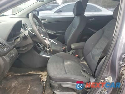 Zdjęcie 7 z 12 samochodu: 2017 HYUNDAI ACCENT SE VIN:KMHCT5AE2HU347132 - miniatura
