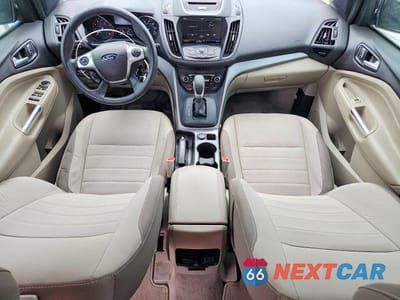 Zdjęcie 8 z 13 samochodu: 2015 FORD ESCAPE SE VIN:1FMCU0GX2FUA16895 - miniatura