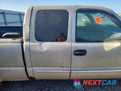 Zdjęcie 10 z 12 samochodu: 2007 GMC NEW SIERRA K1500 CLASSIC VIN:1GTEK19B17E171993 - miniatura
