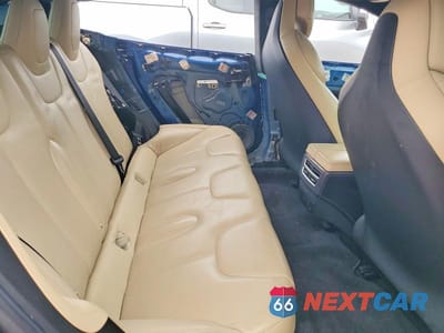 Zdjęcie 10 z 13 samochodu: 2017 TESLA MODEL S VIN:5YJSA1E24HF188136 - miniatura