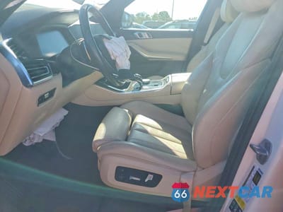 Zdjęcie 7 z 13 samochodu: 2019 BMW X5 XDRIVE40I VIN:5UXCR6C57KLK86281 - miniatura