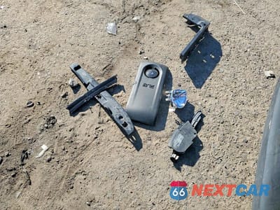 Zdjęcie 12 z 12 samochodu: 2011 VOLKSWAGEN JETTA SE VIN:3VWDZ7AJ5BM088385 - miniatura