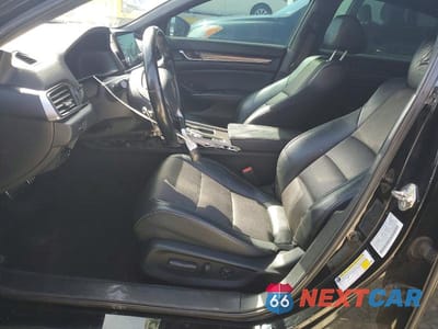 Zdjęcie 7 z 12 samochodu: 2018 HONDA ACCORD SPORT VIN:1HGCV2F36JA014686 - miniatura