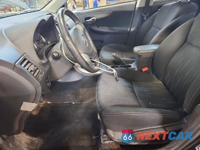 Zdjęcie 7 z 12 samochodu: 2013 TOYOTA COROLLA VIN:2T1BU4EE6DC974893 - miniatura