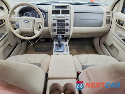 Zdjęcie 8 z 12 samochodu: 2008 FORD ESCAPE XLT VIN:1FMCU03108KD74335 - miniatura