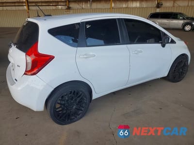 Trzecie zdjęcie samochodu z tyłu: 2016 NISSAN VERSA NOTE SV VIN:3N1CE2CP7GL402844 - miniatura