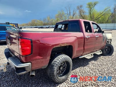 Trzecie zdjęcie samochodu z tyłu: 2014 CHEVROLET SILVERADO K1500 LTZ VIN:1GCVKSEJ1EZ369675 - miniatura