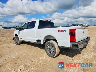 Czwarte zdjęcie samochodu z boku: 2025 FORD F250 SUPER DUTY VIN:1FT8W2BT0SEC15162 - miniatura
