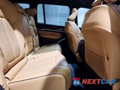 Zdjęcie 11 z 13 samochodu: 2025 JEEP GRAND CHEROKEE SUMMIT VIN:1C4RJHEG1S8628081 - miniatura