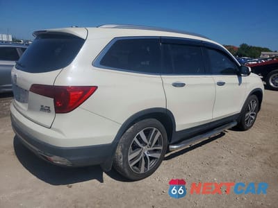 Trzecie zdjęcie samochodu z tyłu: 2017 HONDA PILOT ELITE VIN:5FNYF6H04HB031645 - miniatura