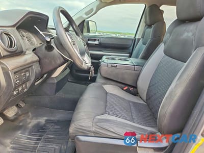 Zdjęcie 7 z 12 samochodu: 2016 TOYOTA TUNDRA SR5 VIN:5TFRM5F13GX105951 - miniatura