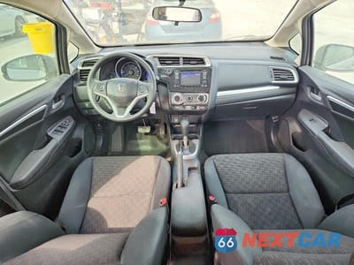 Zdjęcie 8 z 11 samochodu: 2015 HONDA FIT LX VIN:3HGGK5H51FM755400 - miniatura