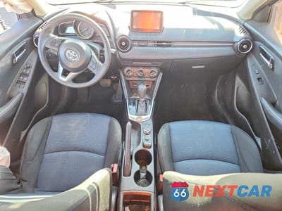 Zdjęcie 8 z 12 samochodu: 2018 TOYOTA YARIS IA BASE VIN:3MYDLBYV6JY321747 - miniatura